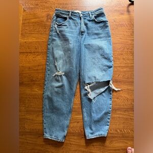 Abercrombie High Rise Curve Love Mom Jeans